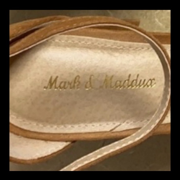 Mark & Maddux suede open toe 4” heels - Size 10 - Picture 9 of 10